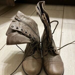 Steve Madden boot